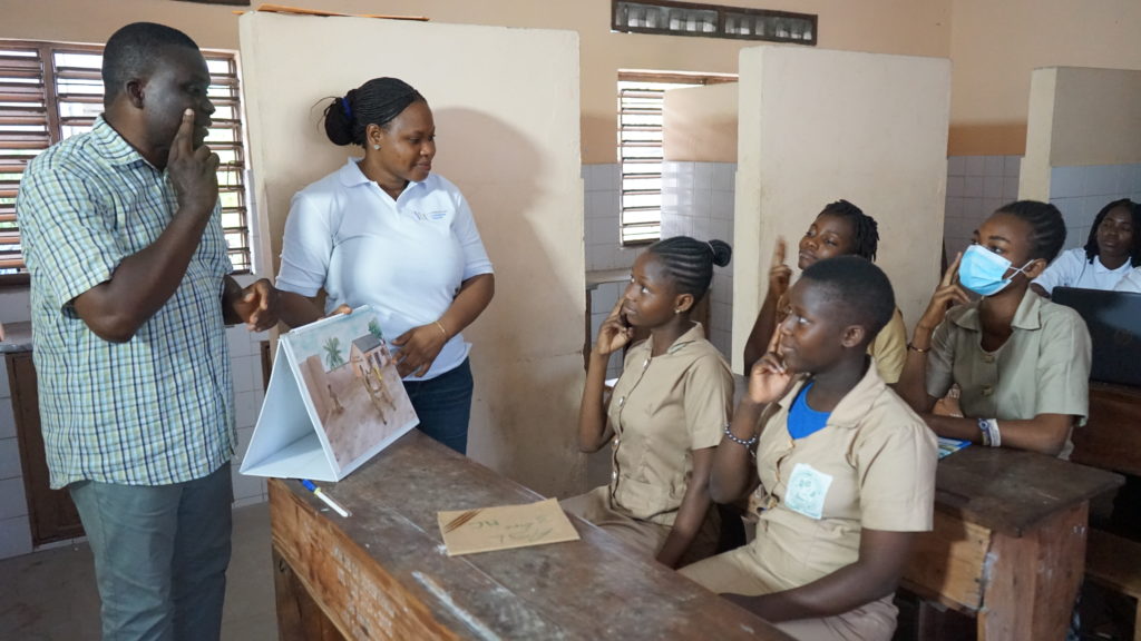 Formation des jeunes filles_Collège des sours et muets_Cotonou_25 octobre 2022_Eddy H (113)